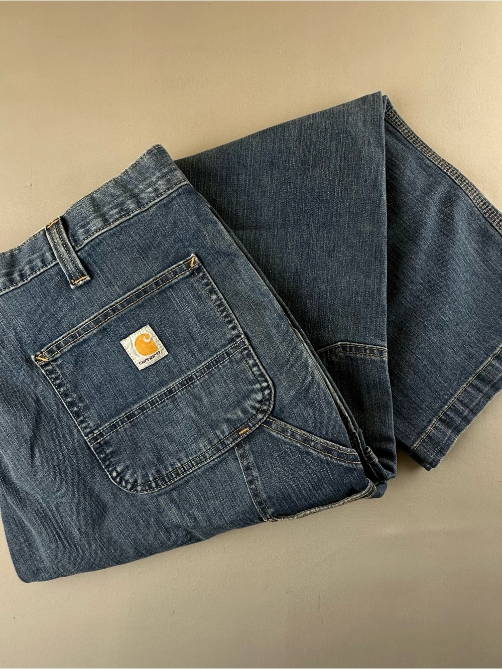 Carhartt Men's Dark Indigo Relaxed Jeans with Logo Patch